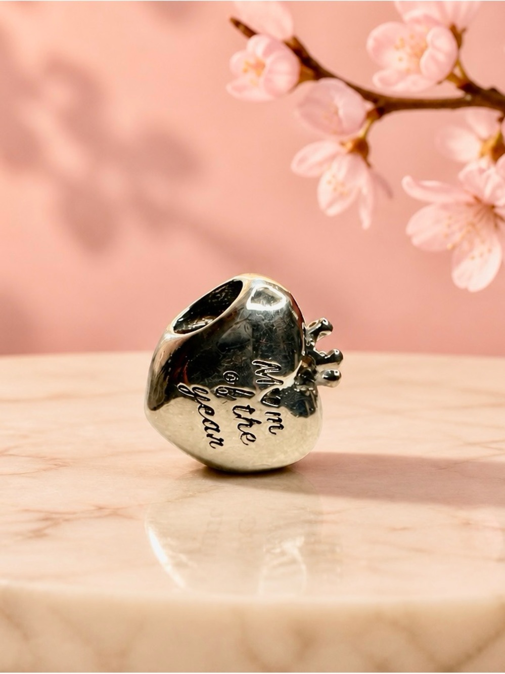 Sterling Silver Heart Charm Bead - 'Mom in the Heart' new with out tag